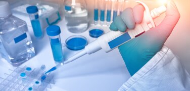 CUHKMC was recognised by the Hong Kong SAR Government as one of the local COVID-19 nucleic acid testing institutions