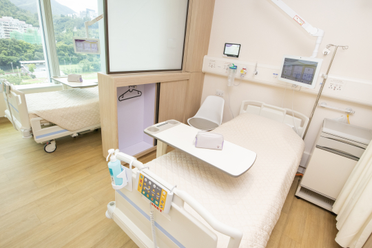 Image of CUHK Medical Centre Inpatient Ward Semi-Private Room (2-bed)Environment 中大醫院 病房半私家房 (二人房)相片
