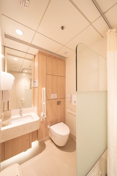 Image of CUHK Medical Centre Inpatient Ward Semi-Private Room (2A)(1-bed) Environment 中大醫院 病房半私家房 (2A) (一人房)相片
