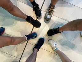 Image of Fai Chun Writing to Celebrate the Year of the Dragon 2