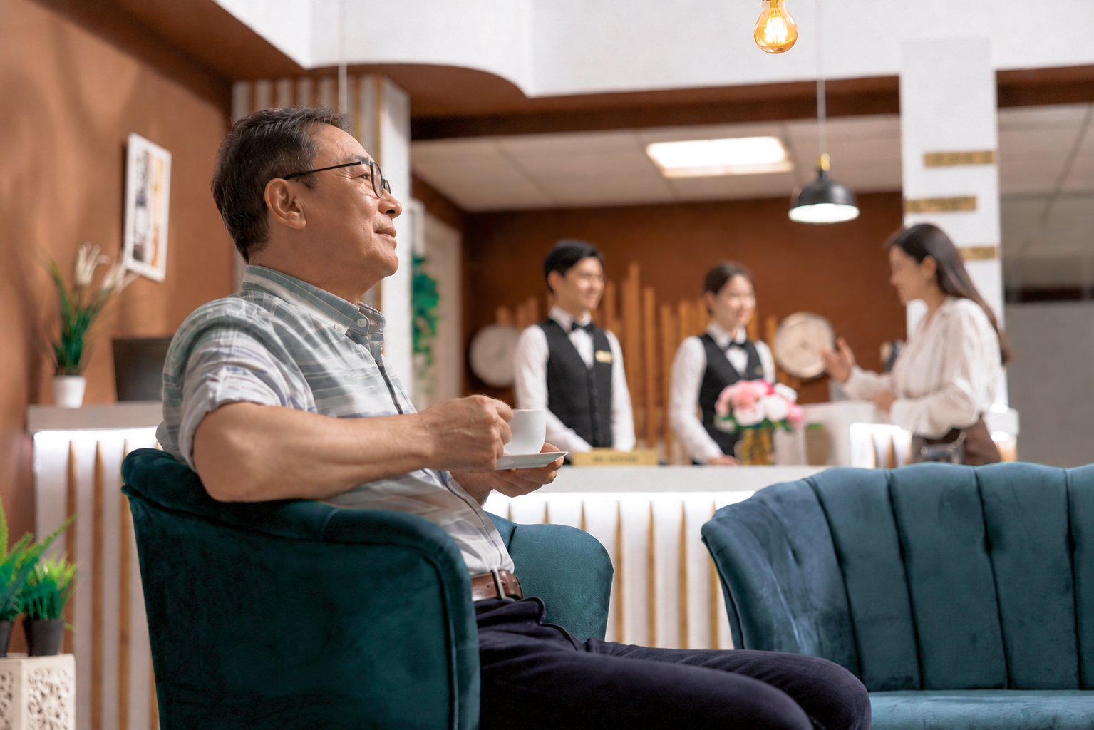 Senior couple enjoying a meal together at a restaurant